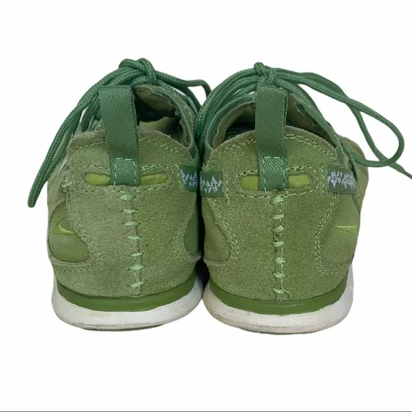 Nike bright green suede tie sneaker shoes - Picture 4 of 7